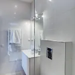 Βίλα Goldeneye - Luxury 6 Bedroom