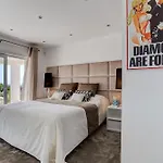 Βίλα Goldeneye - Luxury 6 Bedroom