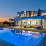 Goldeneye - Luxury 6 Bedroom Βίλα *