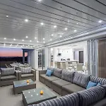 Goldeneye - Luxury 6 Bedroom