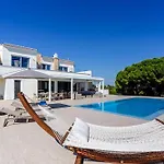 Goldeneye - Luxury 6 Bedroom Βίλα