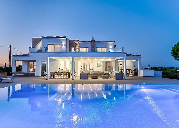 Villa Goldeneye - Luxury 6 Bedroom Lagoa (Algarve)