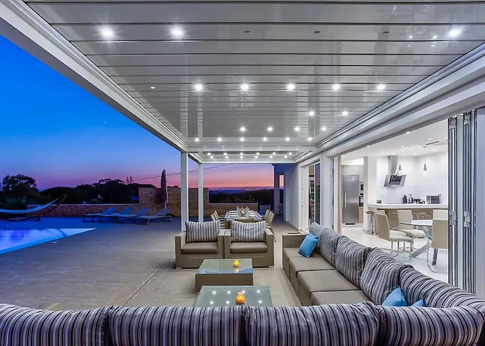 Goldeneye - Luxury 6 Bedroom Lagoa (Algarve)
